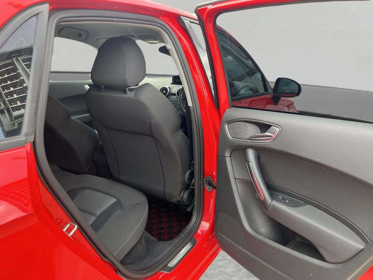 2014 AUDI A1 2014 AUDI A1