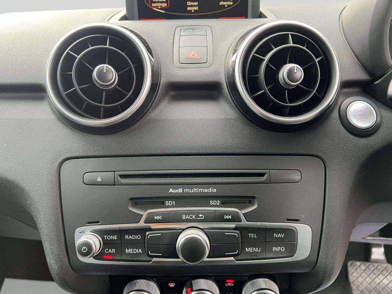 2014 AUDI A1 2014 AUDI A1
