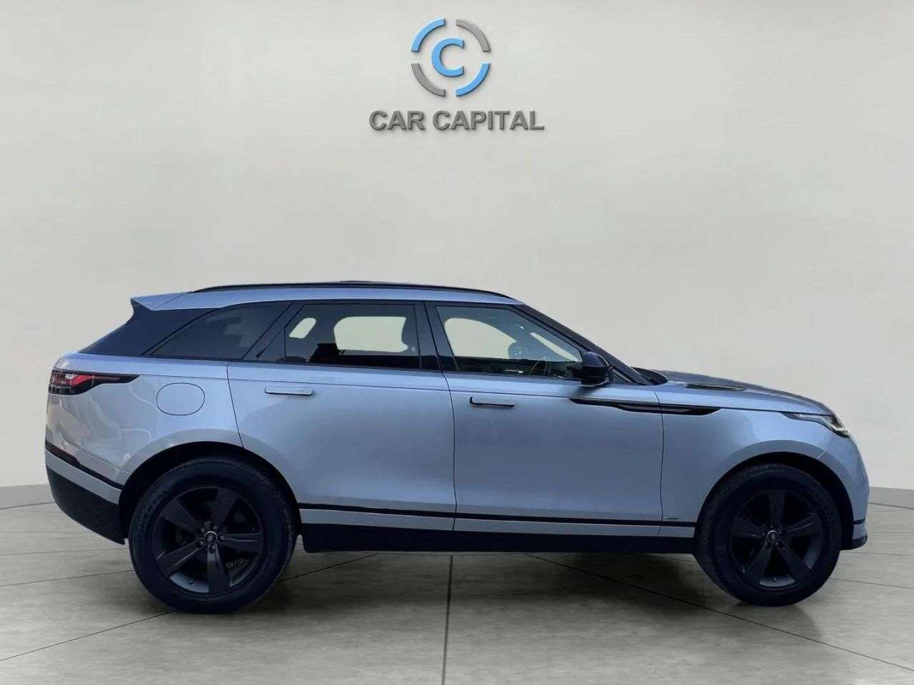 2018 LAND ROVER RANGE ROVER VELAR 2018 LAND ROVER RANGE ROVER VELAR