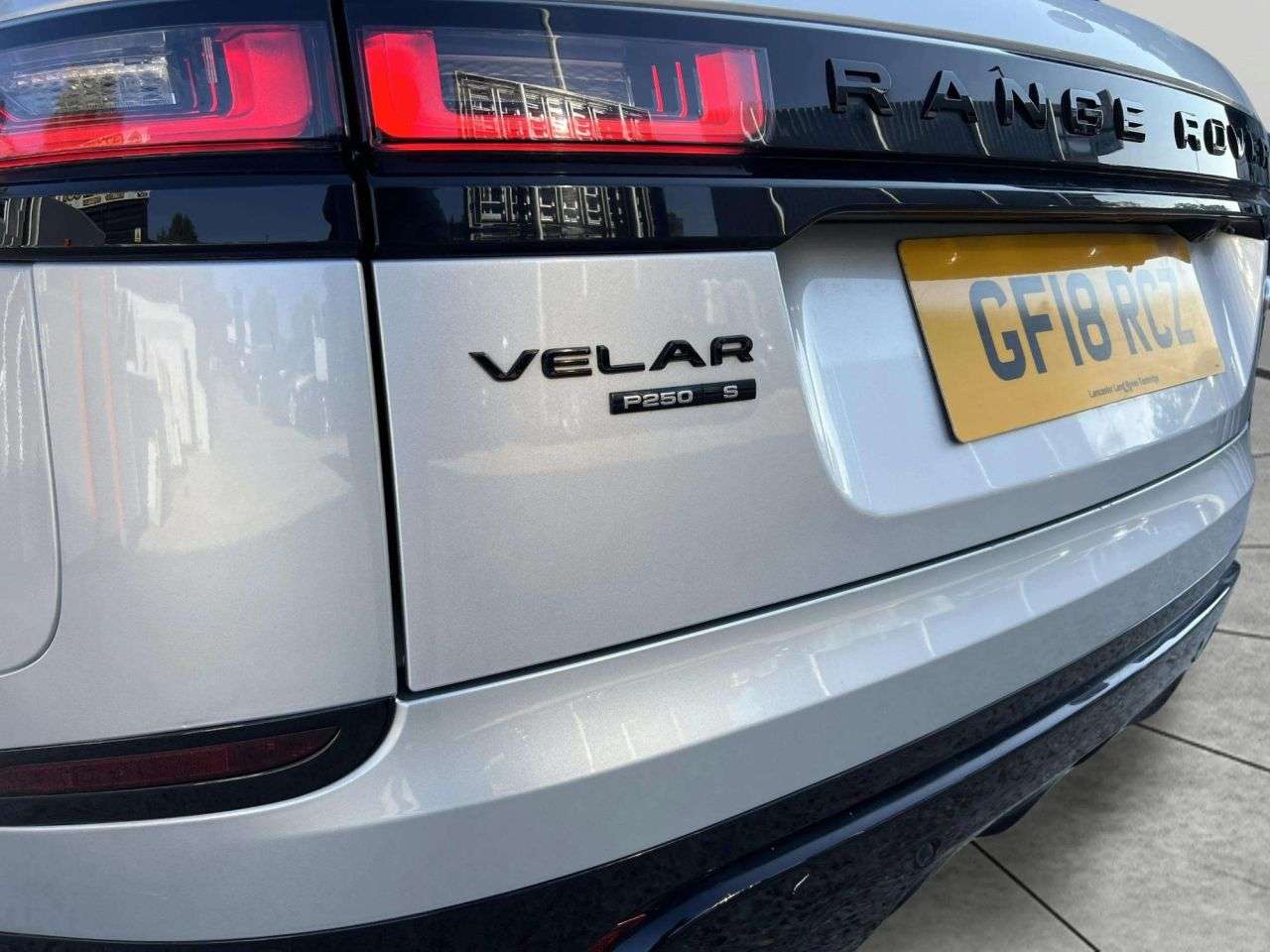 2018 LAND ROVER RANGE ROVER VELAR 2018 LAND ROVER RANGE ROVER VELAR