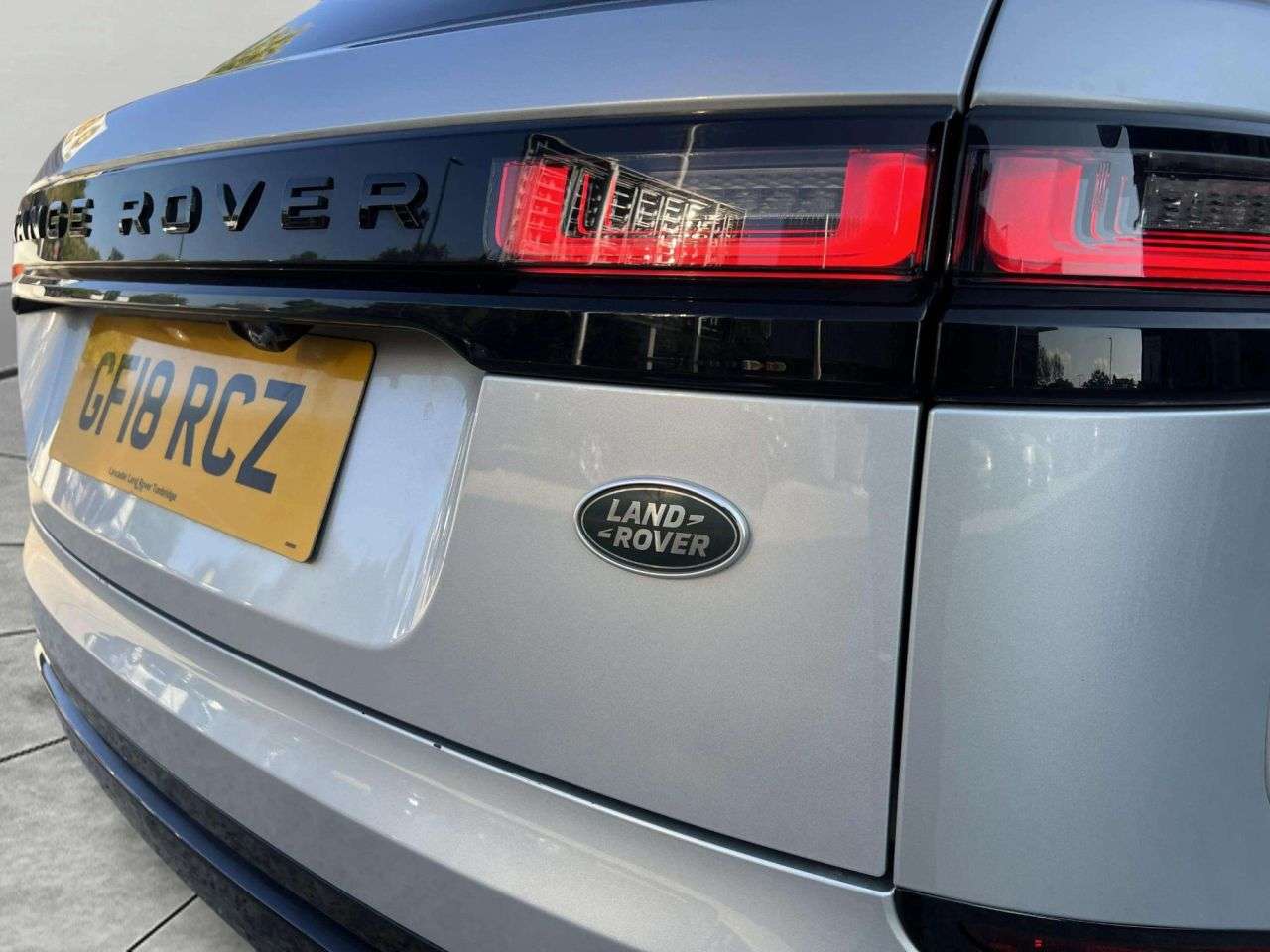 2018 LAND ROVER RANGE ROVER VELAR 2018 LAND ROVER RANGE ROVER VELAR