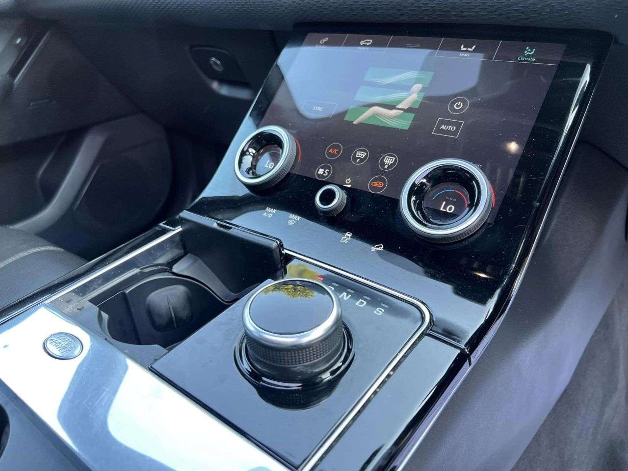2018 LAND ROVER RANGE ROVER VELAR 2018 LAND ROVER RANGE ROVER VELAR