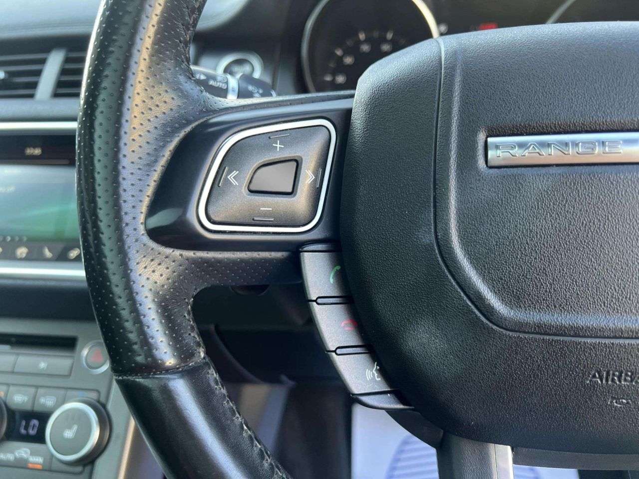 2018 LAND ROVER RANGE ROVER EVOQUE 2018 LAND ROVER RANGE ROVER EVOQUE