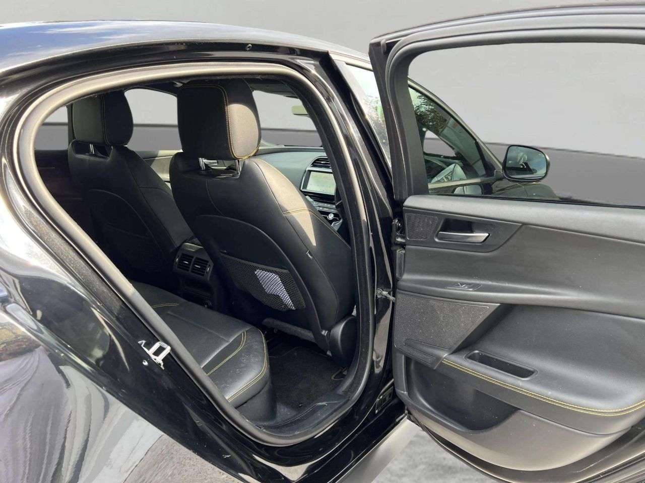 2019 JAGUAR XE 2019 JAGUAR XE