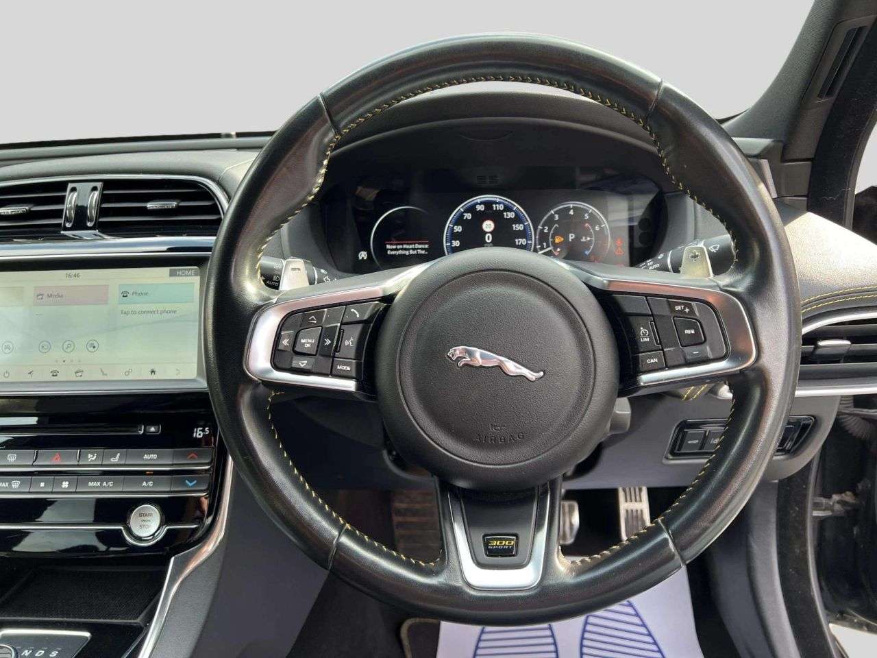 2019 JAGUAR XE 2019 JAGUAR XE