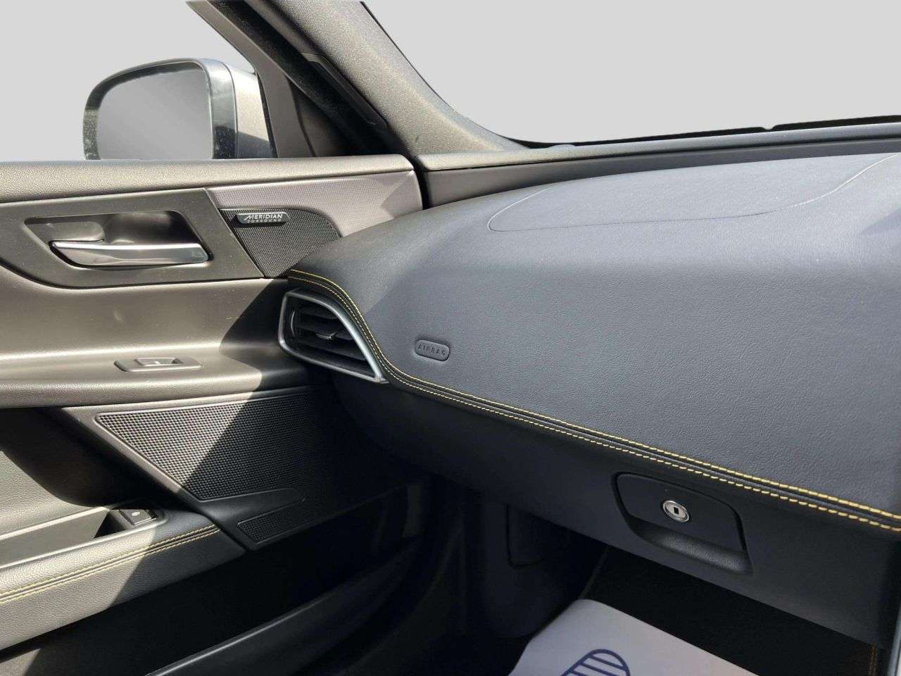2019 JAGUAR XE 2019 JAGUAR XE