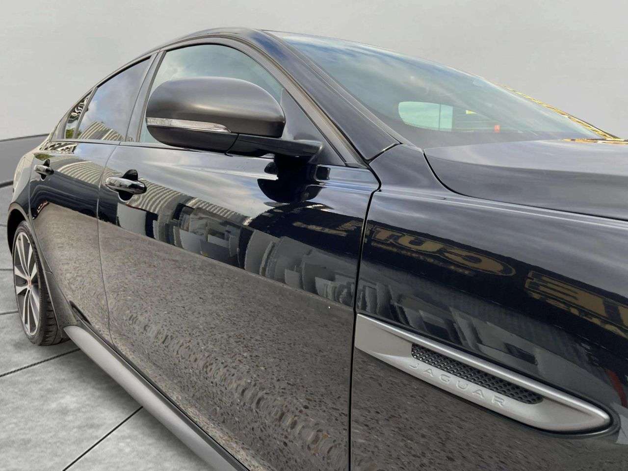2019 JAGUAR XE 2019 JAGUAR XE