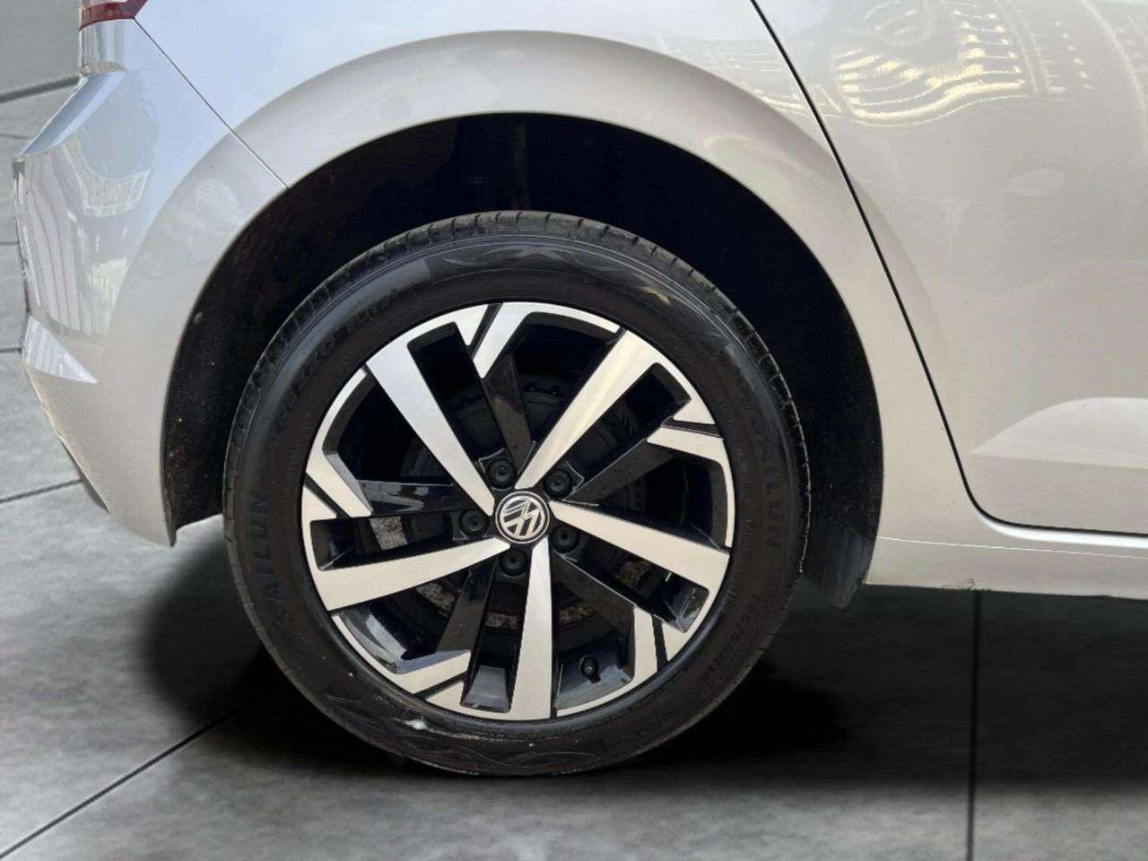 2019 VOLKSWAGEN POLO 2019 VOLKSWAGEN POLO