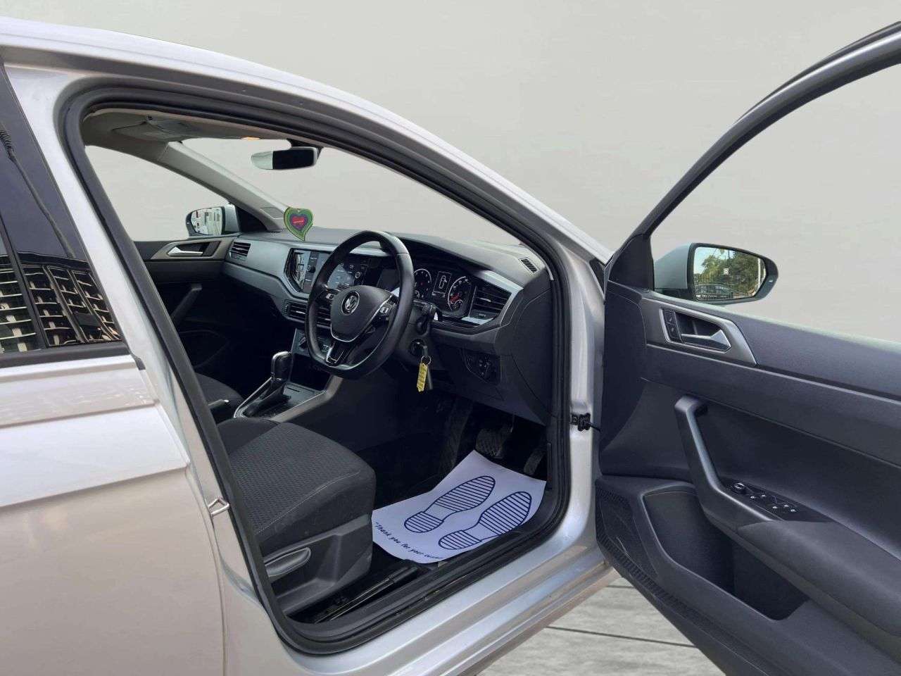 2019 VOLKSWAGEN POLO 2019 VOLKSWAGEN POLO