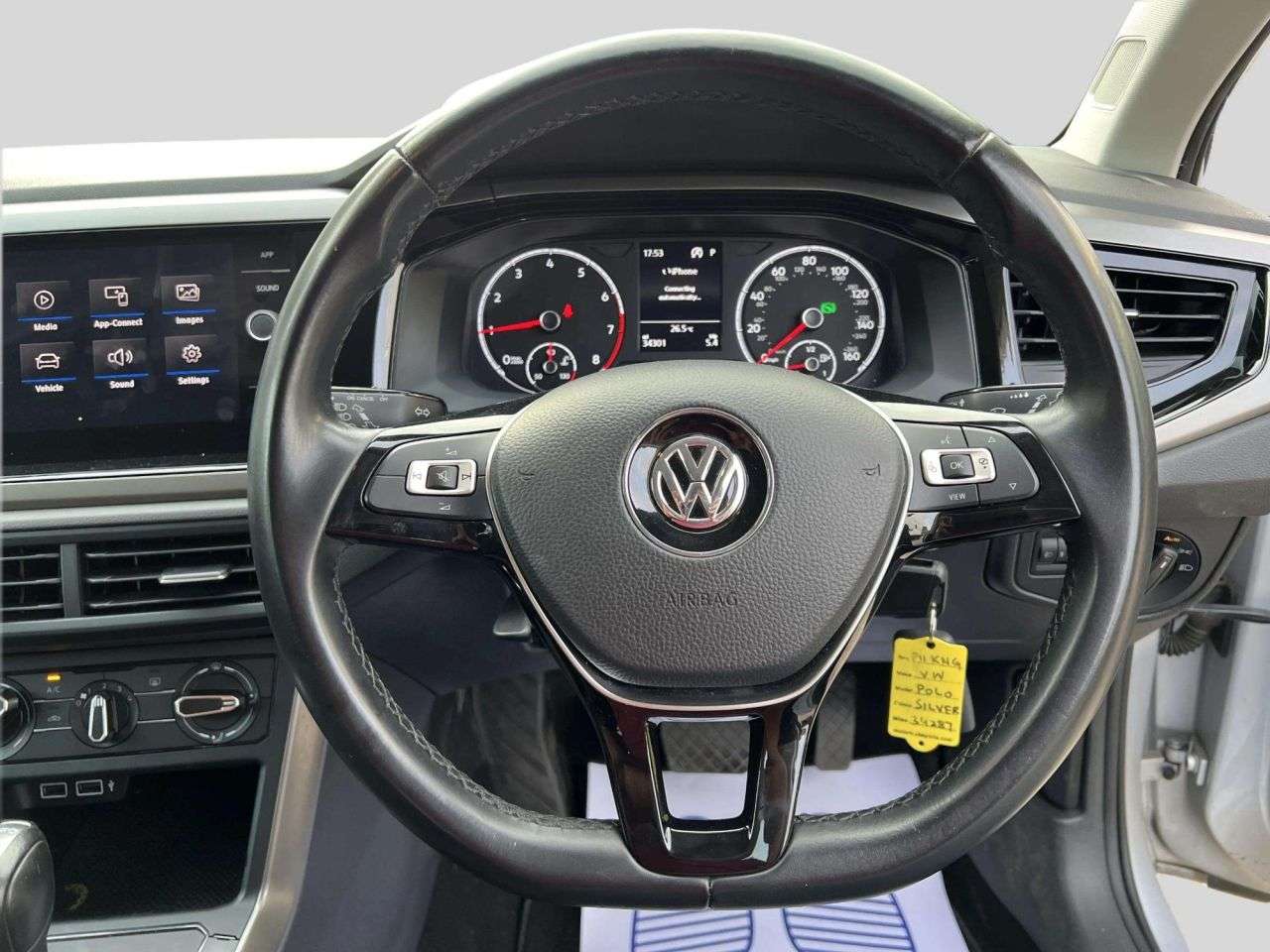 2019 VOLKSWAGEN POLO 2019 VOLKSWAGEN POLO