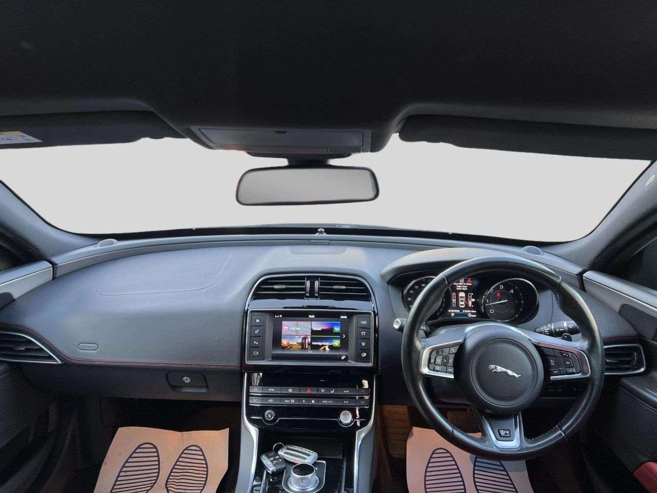 2016 JAGUAR XE 2016 JAGUAR XE