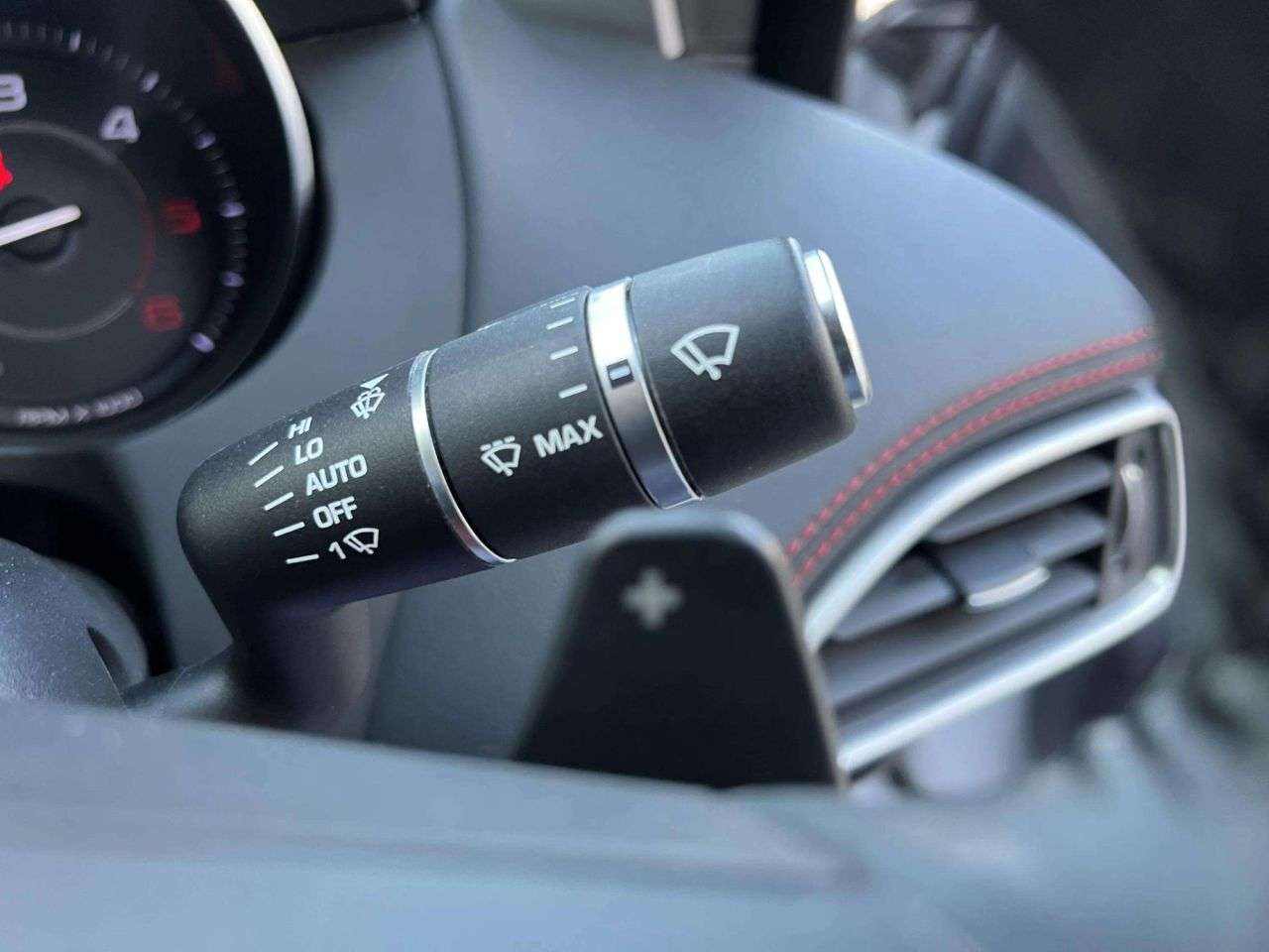 2016 JAGUAR XE 2016 JAGUAR XE