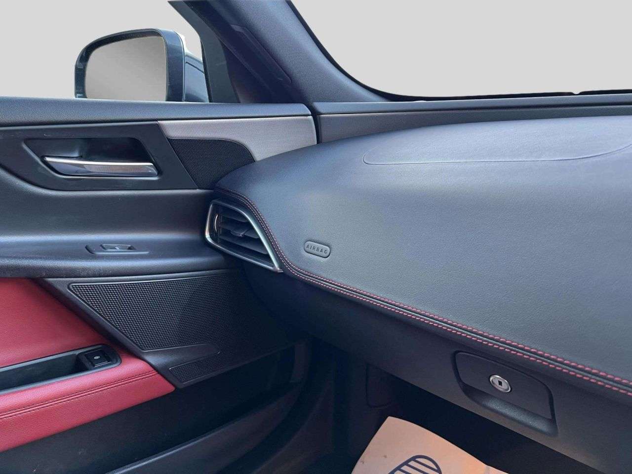 2016 JAGUAR XE 2016 JAGUAR XE
