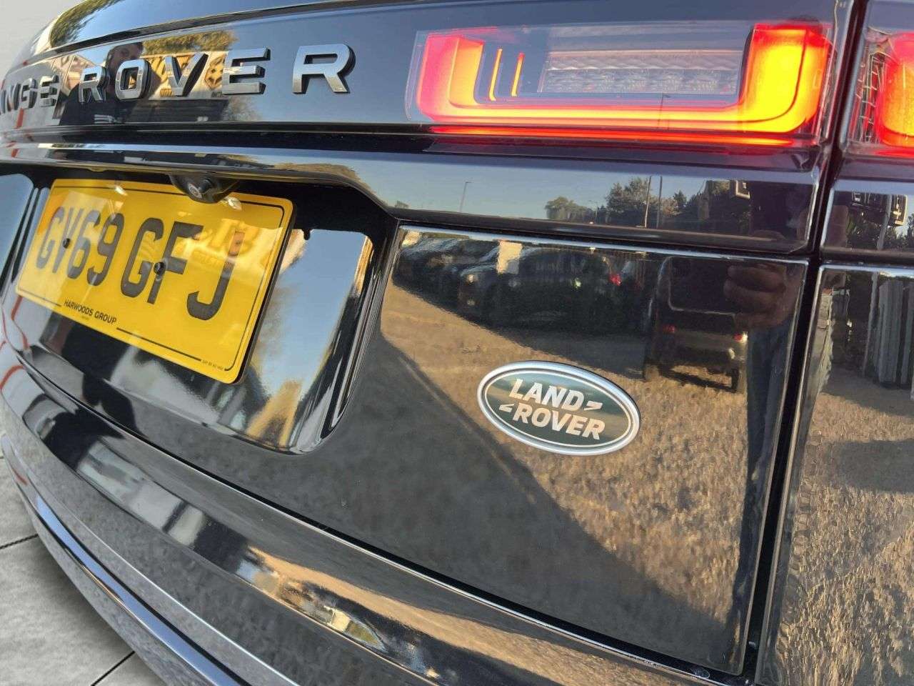2020 LAND ROVER RANGE ROVER VELAR 2020 LAND ROVER RANGE ROVER VELAR