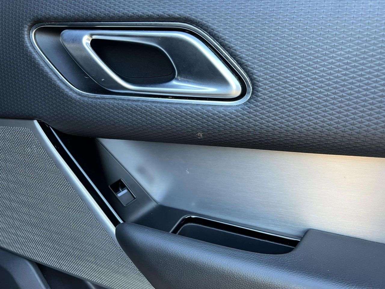2020 LAND ROVER RANGE ROVER VELAR 2020 LAND ROVER RANGE ROVER VELAR