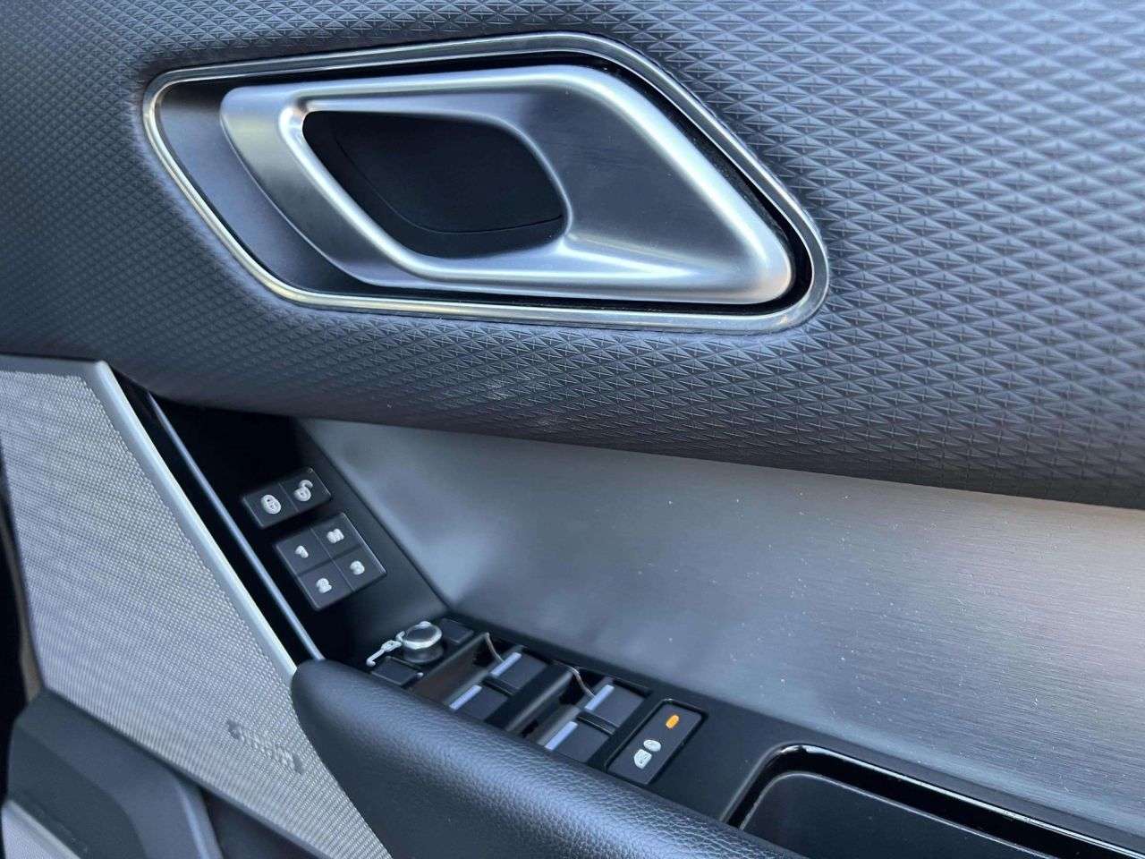 2020 LAND ROVER RANGE ROVER VELAR 2020 LAND ROVER RANGE ROVER VELAR