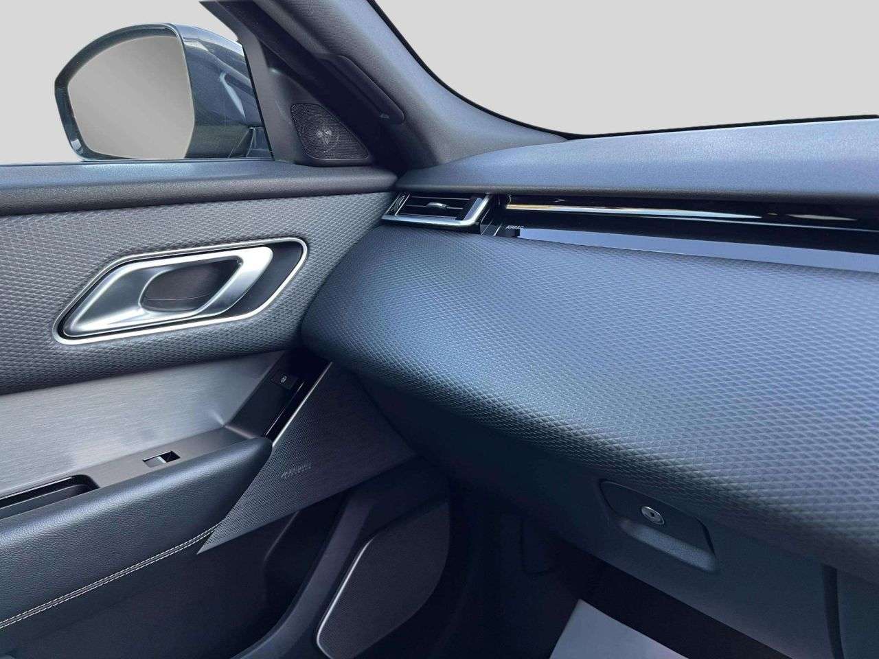2020 LAND ROVER RANGE ROVER VELAR 2020 LAND ROVER RANGE ROVER VELAR