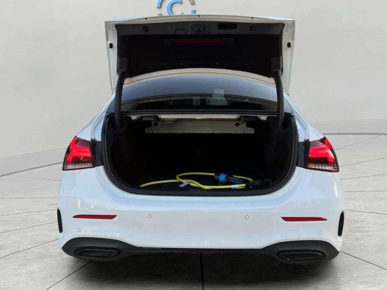 2021 MERCEDES-BENZ A CLASS 2021 MERCEDES-BENZ A CLASS