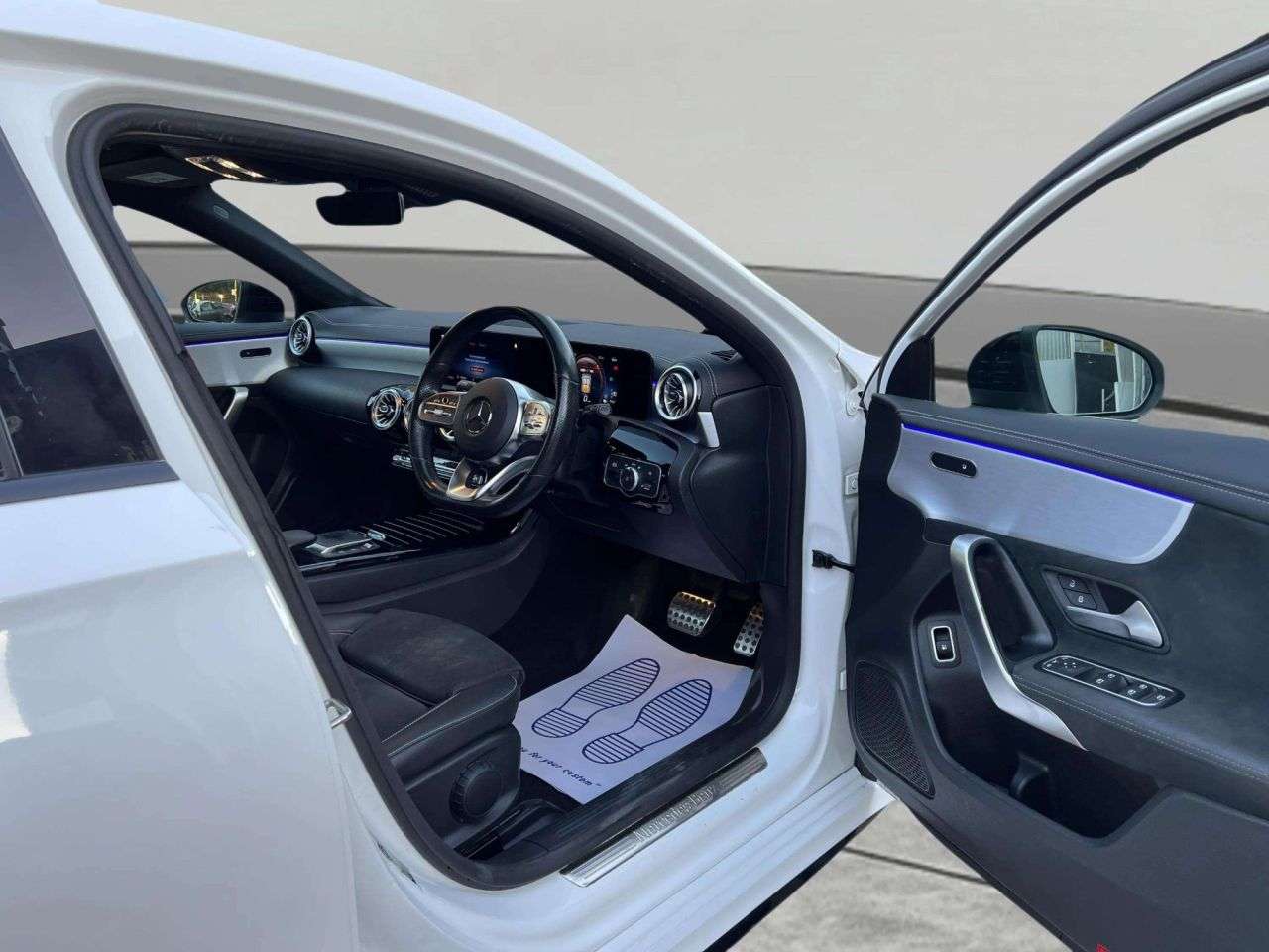 2021 MERCEDES-BENZ A CLASS 2021 MERCEDES-BENZ A CLASS