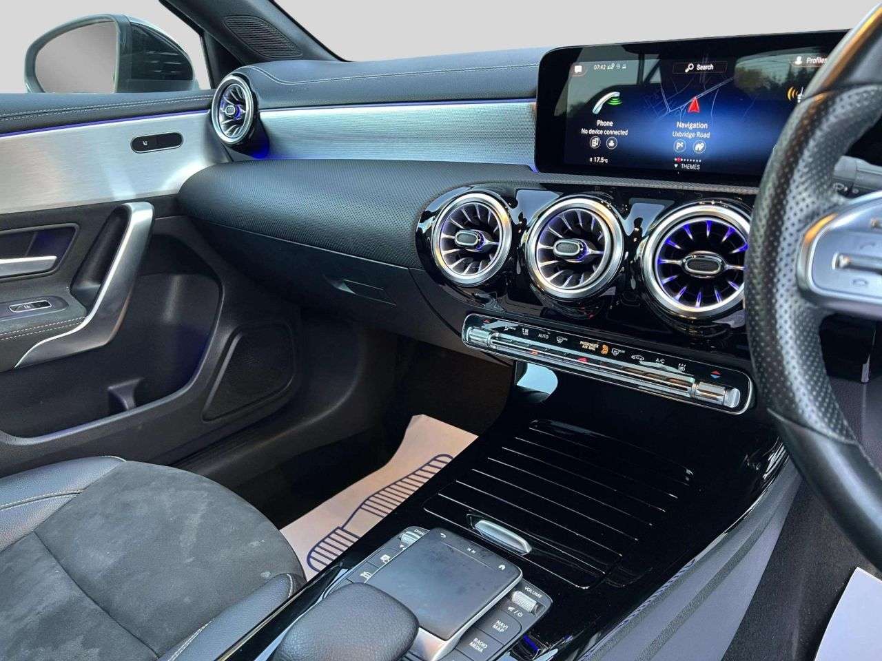 2021 MERCEDES-BENZ A CLASS 2021 MERCEDES-BENZ A CLASS