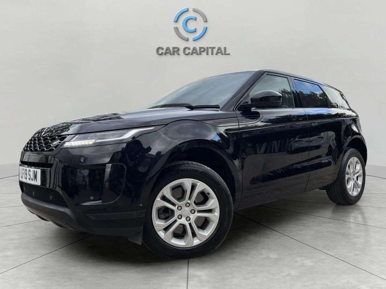 A 2019 LAND ROVER RANGE ROVER EVOQUE 2.0 D180 SUV 5dr Diesel Auto 4WD Euro 6 (s/s) (180 ps) SATNAV+2 KEYS+FINANC A 2019 LAND ROVER RANGE ROVER EVOQUE 2.0 D180 SUV 5dr Diesel Auto 4WD Euro 6 (s/s) (180 ps) SATNAV+2 KEYS+FINANC