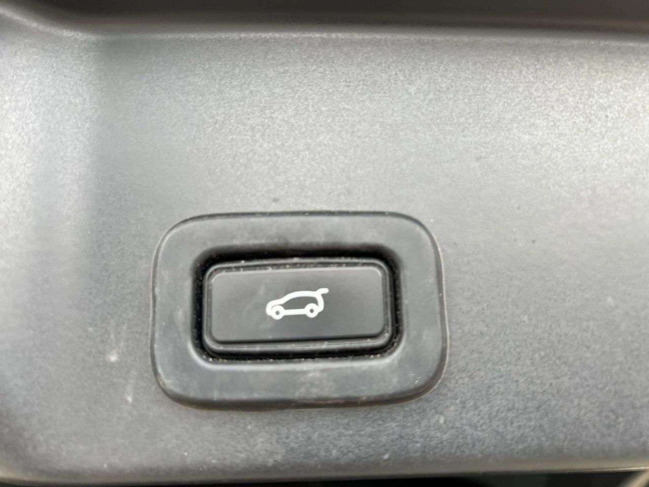 2019 LAND ROVER RANGE ROVER EVOQUE 2019 LAND ROVER RANGE ROVER EVOQUE