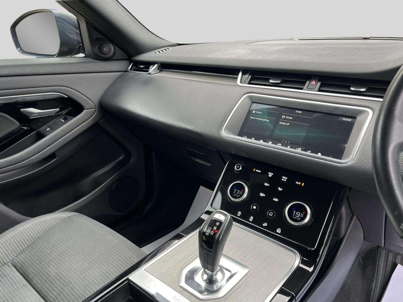 2019 LAND ROVER RANGE ROVER EVOQUE 2019 LAND ROVER RANGE ROVER EVOQUE