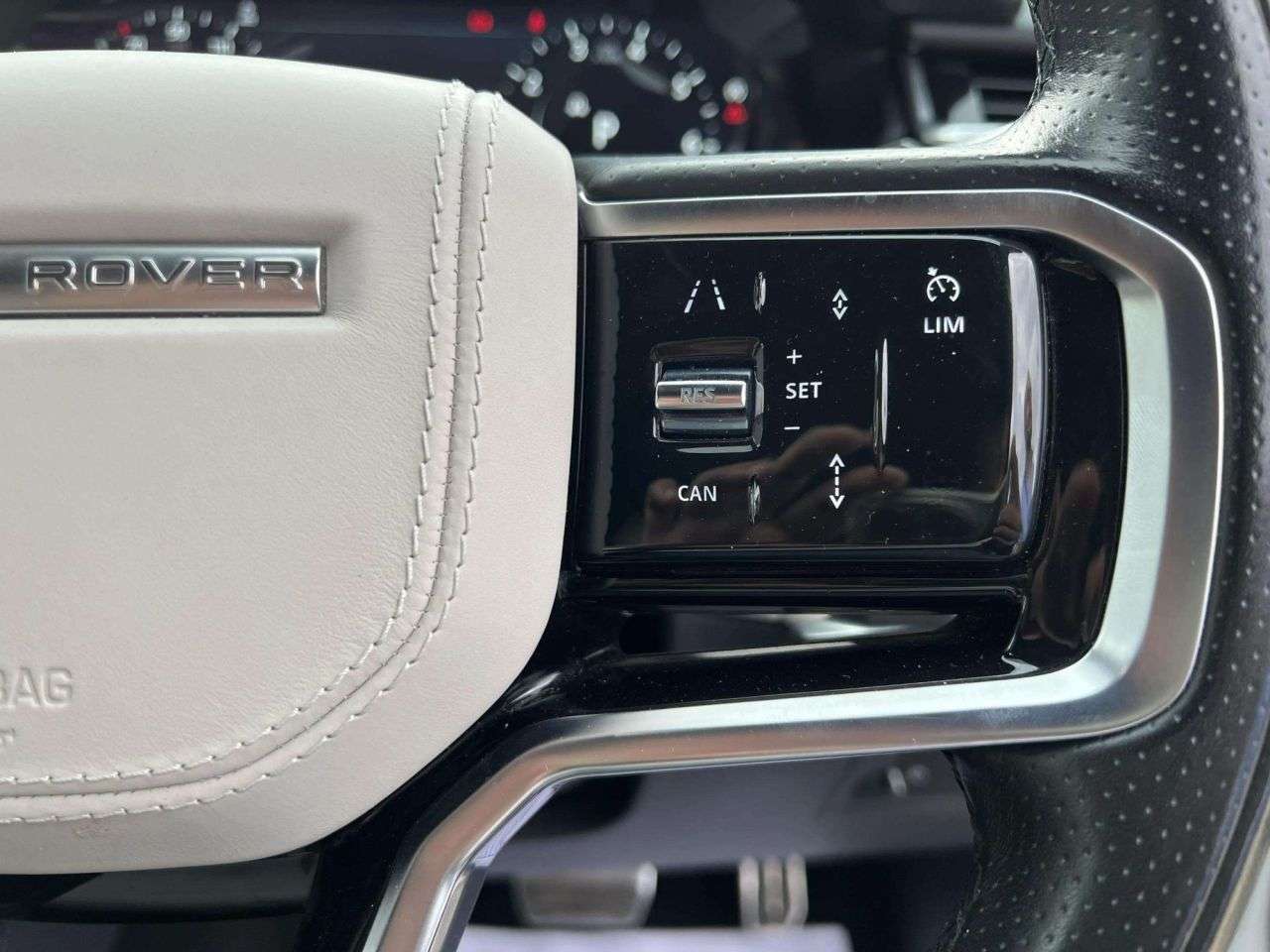 2021 LAND ROVER RANGE ROVER VELAR 2021 LAND ROVER RANGE ROVER VELAR