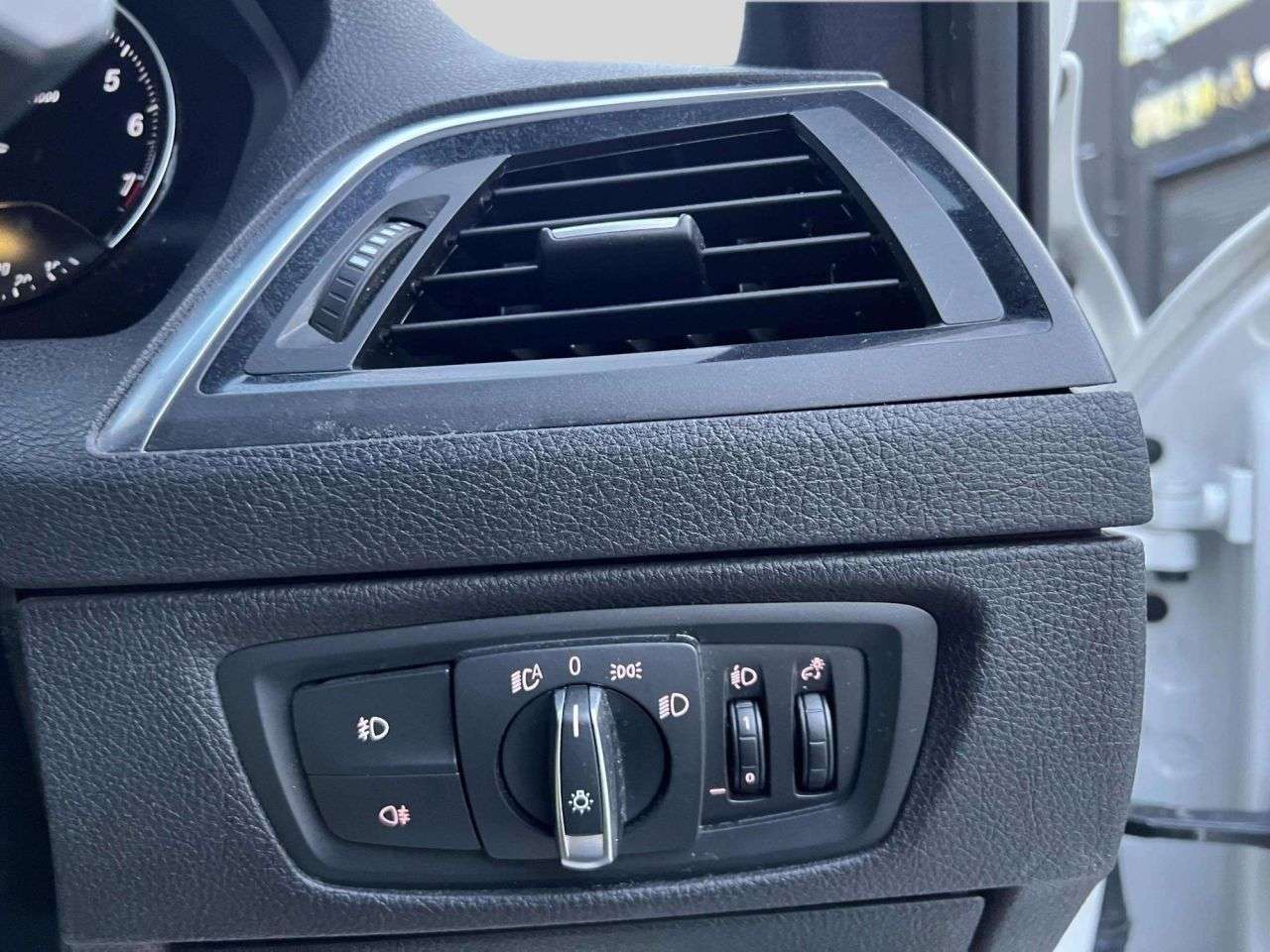 2019 BMW 1 SERIES 2019 BMW 1 SERIES