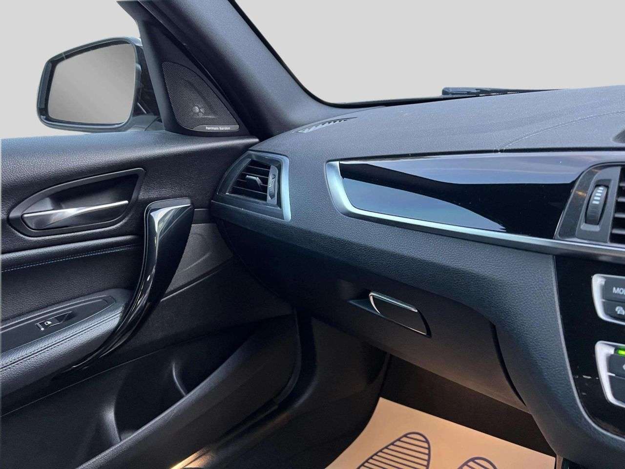 2019 BMW 1 SERIES 2019 BMW 1 SERIES