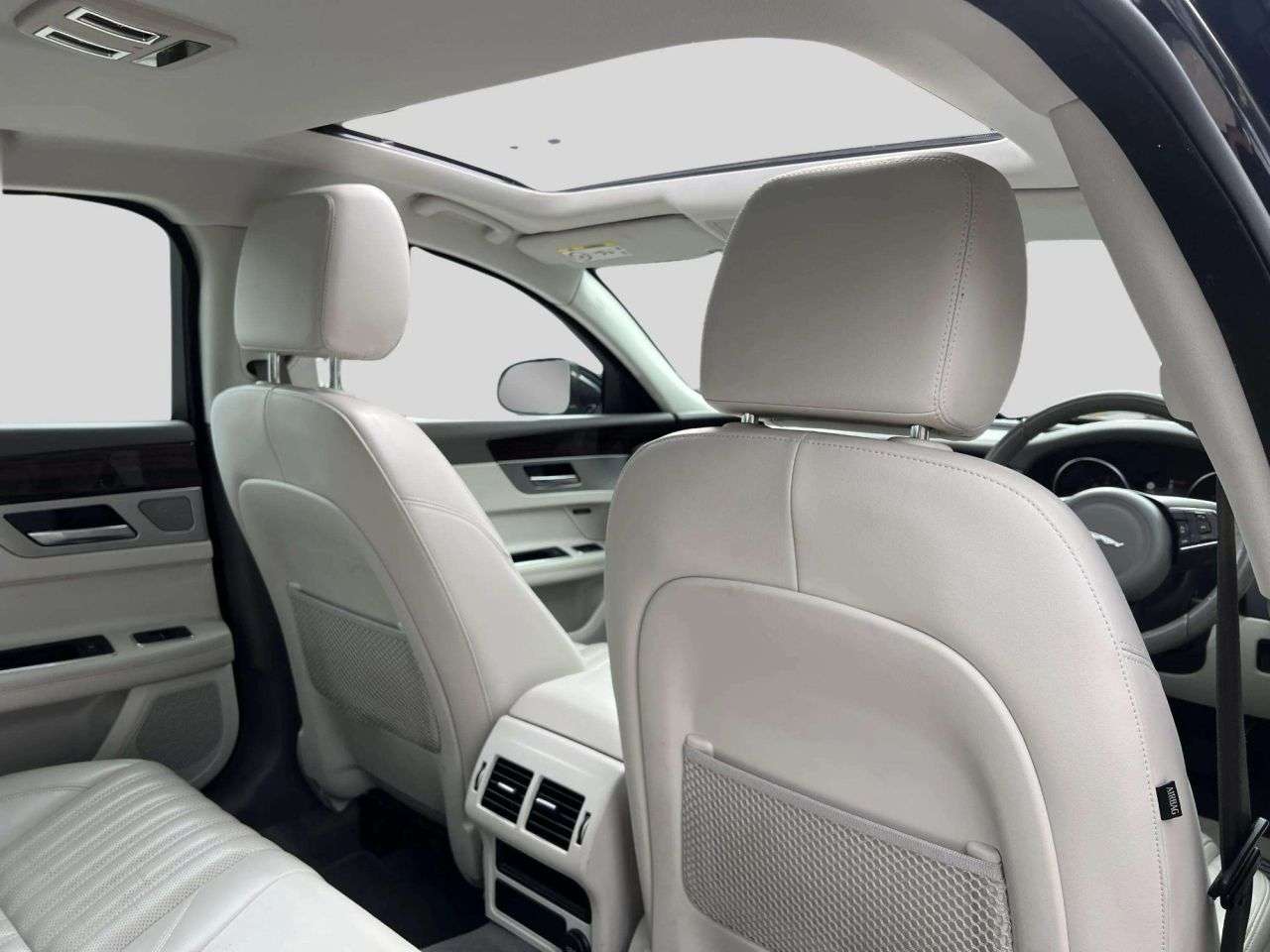 2017 JAGUAR XF 2017 JAGUAR XF