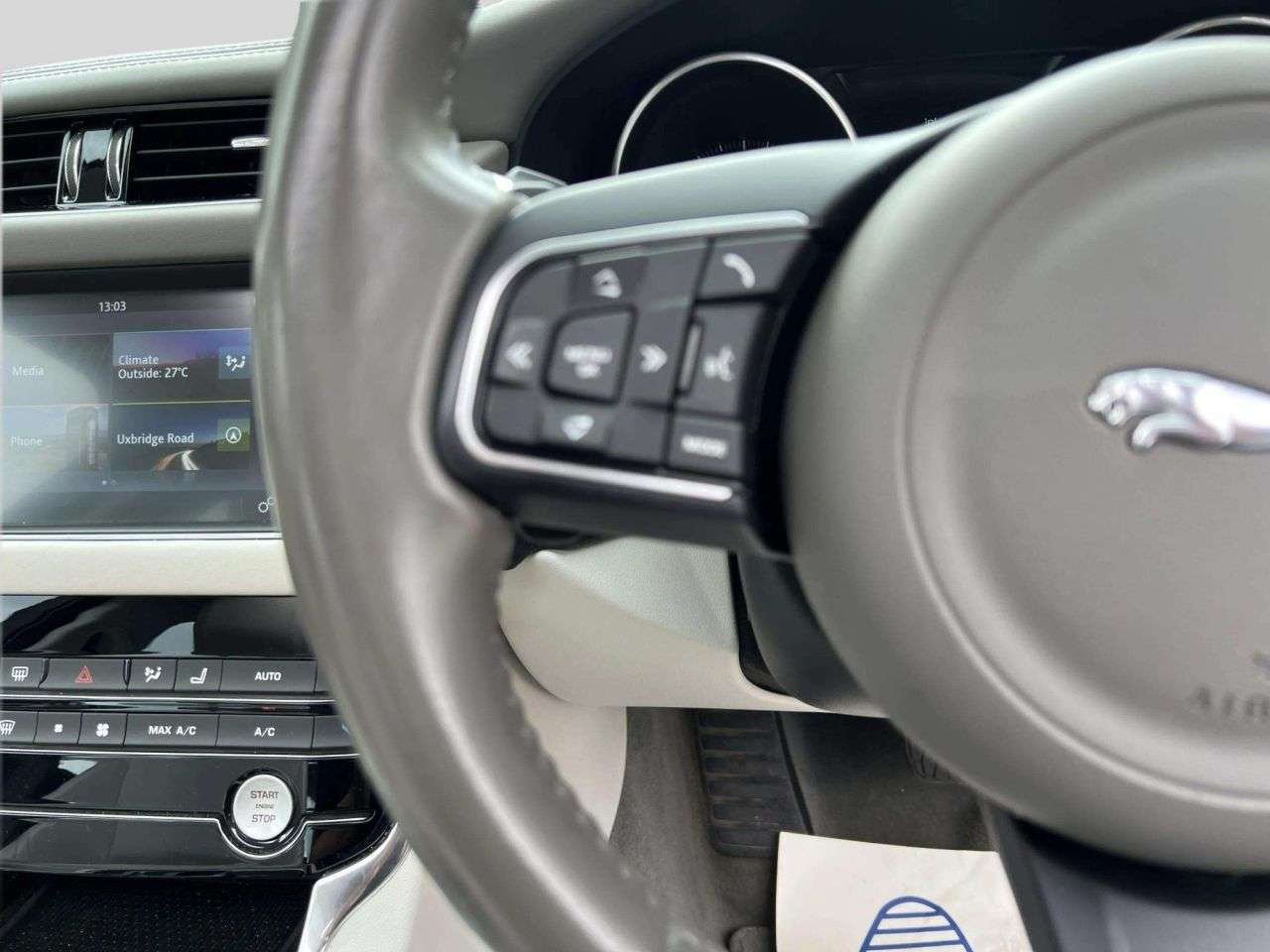 2017 JAGUAR XF 2017 JAGUAR XF