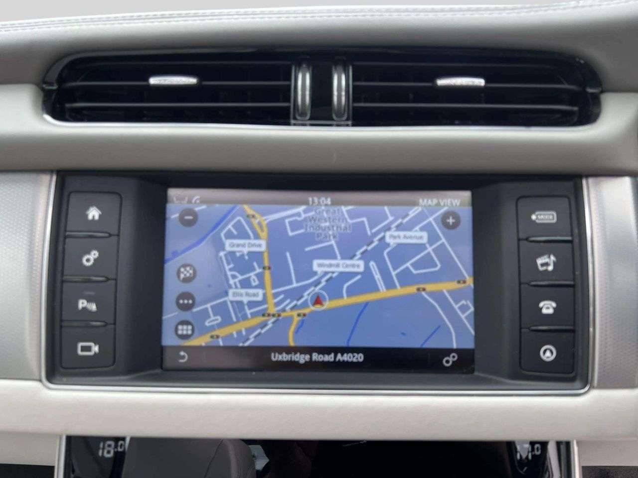 2017 JAGUAR XF 2017 JAGUAR XF