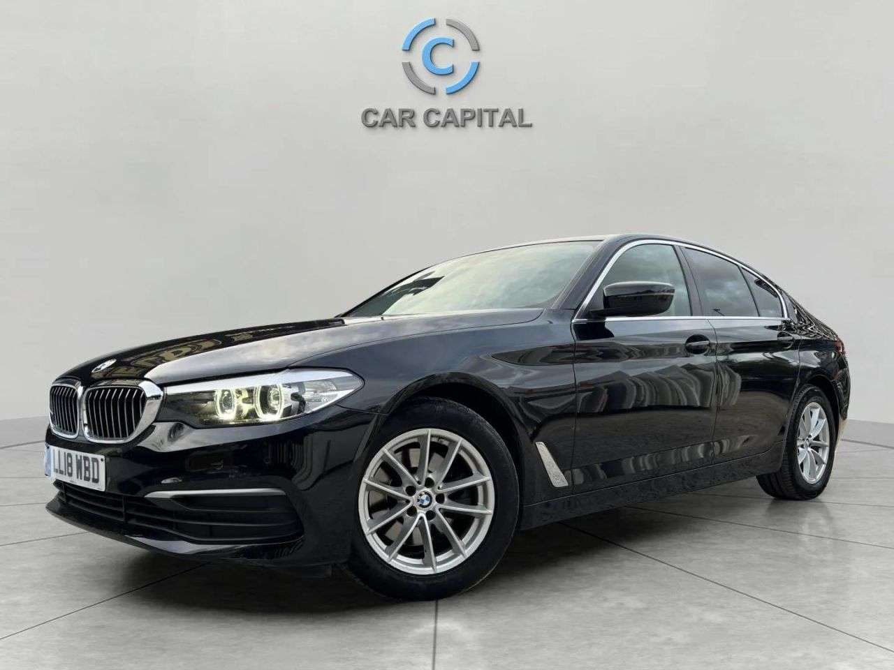 A 2018 BMW 5 SERIES 2.0 520i GPF SE Saloon 4dr Petrol Auto Euro 6 (s/s) (184 ps) 2 KEYS+SATNAV+ A 2018 BMW 5 SERIES 2.0 520i GPF SE Saloon 4dr Petrol Auto Euro 6 (s/s) (184 ps) 2 KEYS+SATNAV+