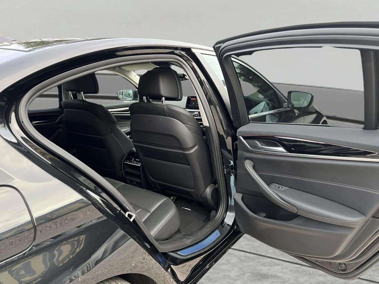 2018 BMW 5 SERIES 2018 BMW 5 SERIES