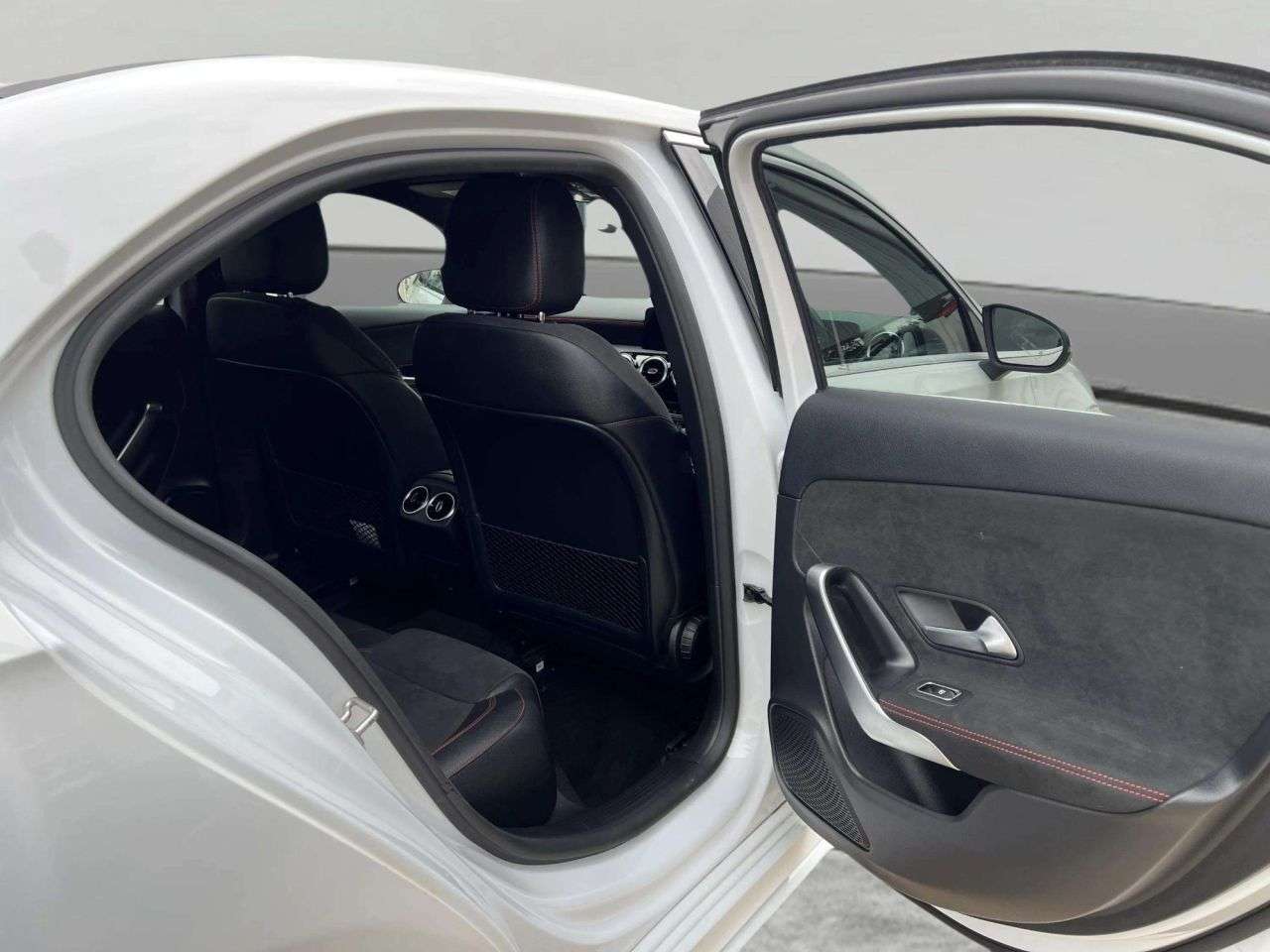 2021 MERCEDES-BENZ A CLASS 2021 MERCEDES-BENZ A CLASS