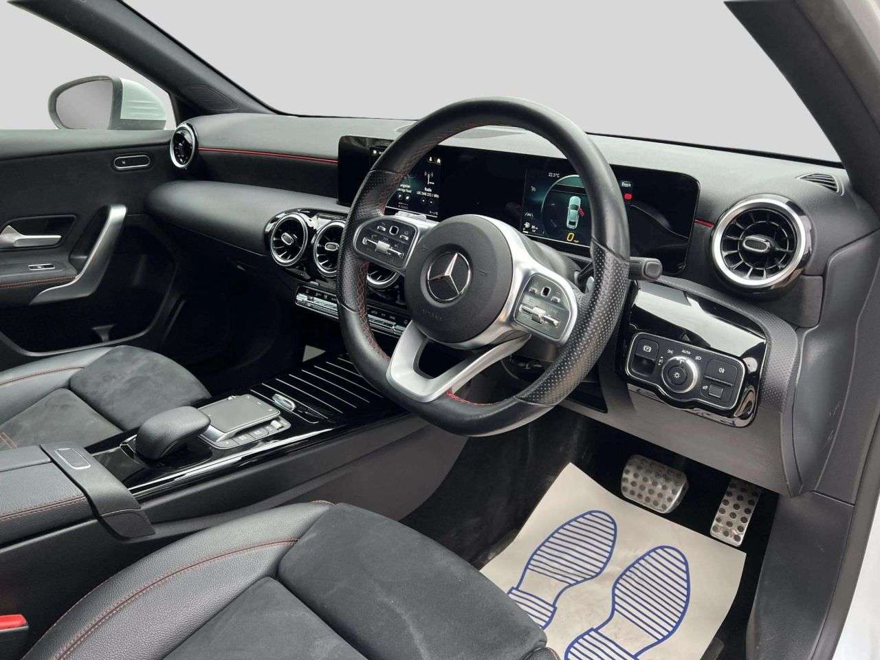 2021 MERCEDES-BENZ A CLASS 2021 MERCEDES-BENZ A CLASS