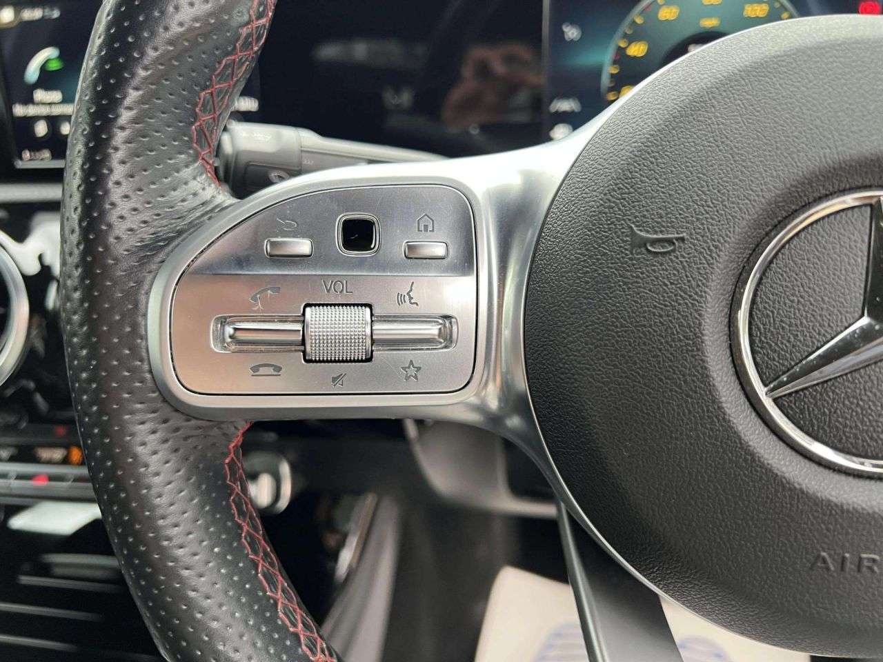 2021 MERCEDES-BENZ A CLASS 2021 MERCEDES-BENZ A CLASS