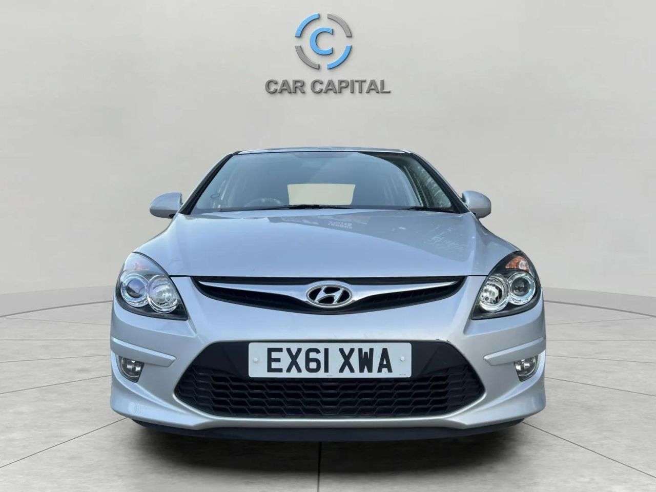A 2011 HYUNDAI I30 1.4 Comfort Hatchback 5dr Petrol Manual Euro 5 (108 bhp) LONG MOT+FRESH SER A 2011 HYUNDAI I30 1.4 Comfort Hatchback 5dr Petrol Manual Euro 5 (108 bhp) LONG MOT+FRESH SER