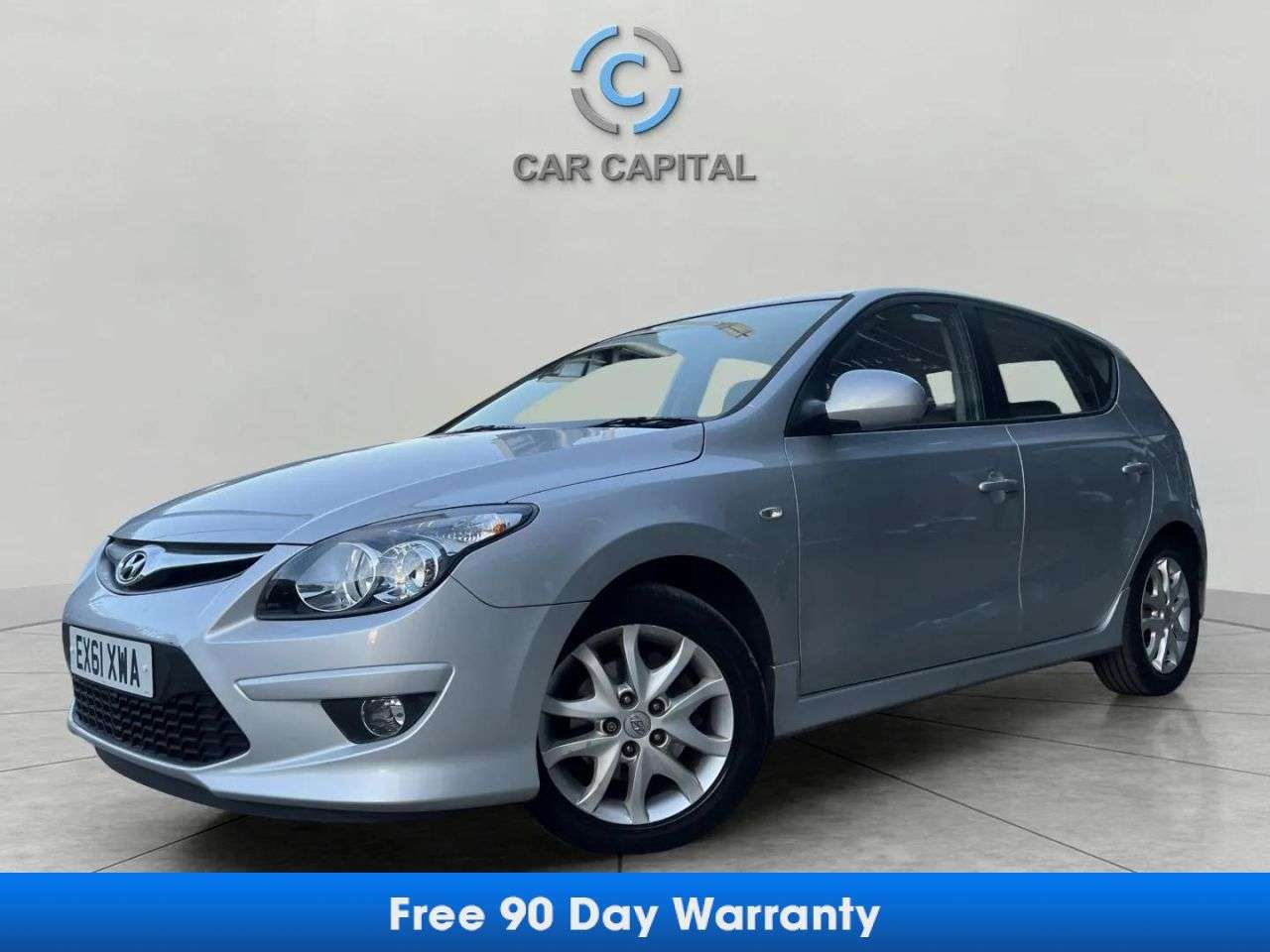 A 2011 HYUNDAI I30 1.4 Comfort Hatchback 5dr Petrol Manual Euro 5 (108 bhp) LONG MOT+FRESH SER A 2011 HYUNDAI I30 1.4 Comfort Hatchback 5dr Petrol Manual Euro 5 (108 bhp) LONG MOT+FRESH SER