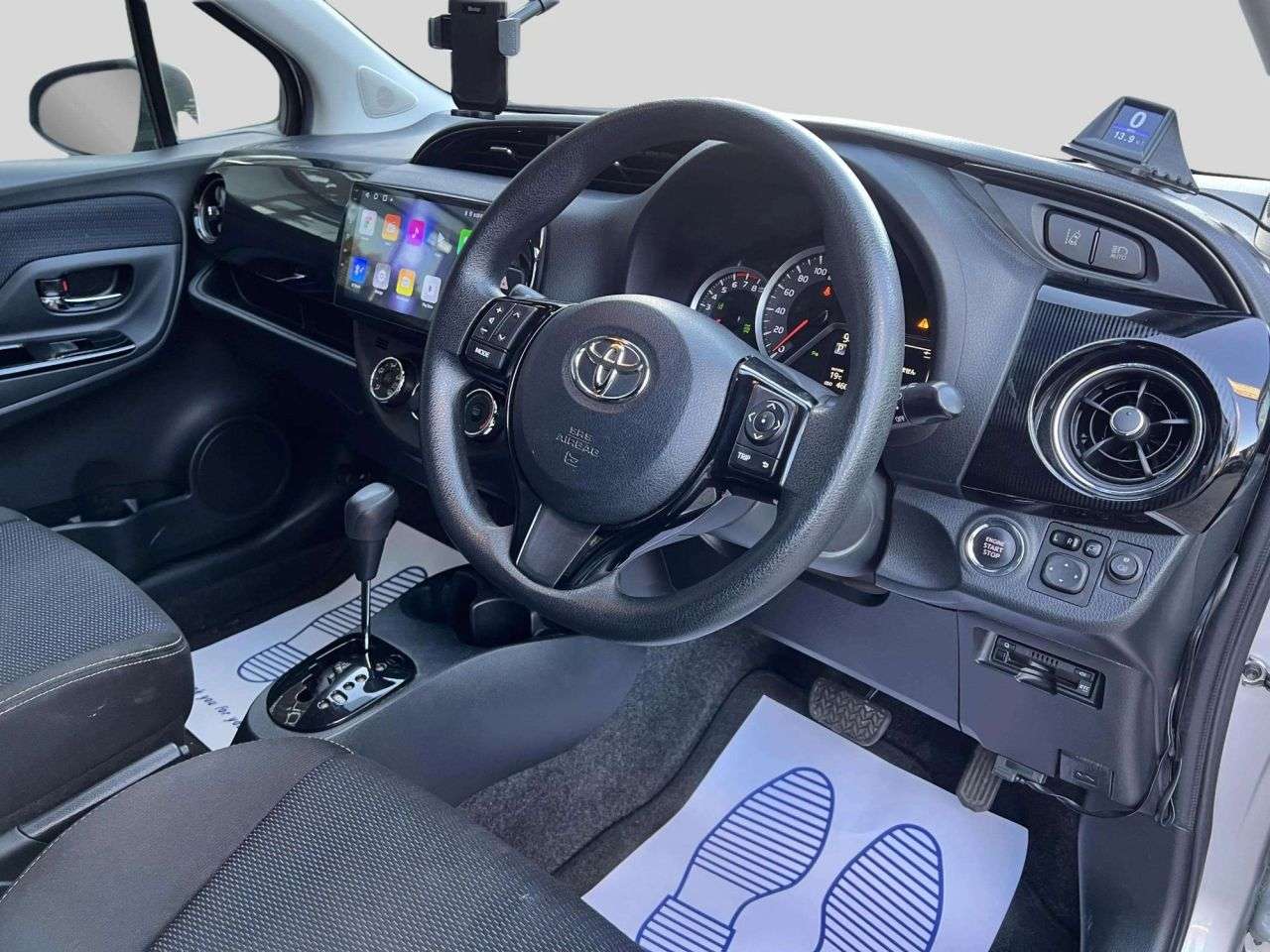 2018 TOYOTA YARIS 2018 TOYOTA YARIS