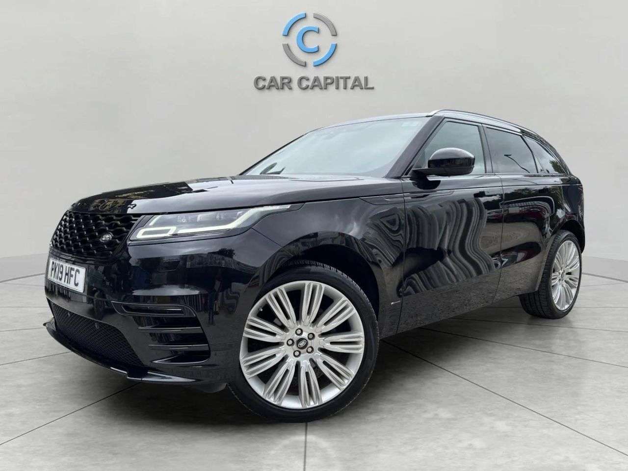 A 2019 LAND ROVER RANGE ROVER VELAR 2.0 D180 R-Dynamic S SUV 5dr Diesel Auto 4WD Euro 6 (s/s) (180 ps) 2 KEYS+W A 2019 LAND ROVER RANGE ROVER VELAR 2.0 D180 R-Dynamic S SUV 5dr Diesel Auto 4WD Euro 6 (s/s) (180 ps) 2 KEYS+W