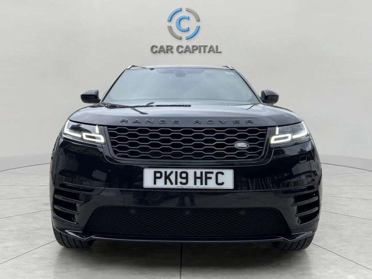 A 2019 LAND ROVER RANGE ROVER VELAR 2.0 D180 R-Dynamic S SUV 5dr Diesel Auto 4WD Euro 6 (s/s) (180 ps) 2 KEYS+W A 2019 LAND ROVER RANGE ROVER VELAR 2.0 D180 R-Dynamic S SUV 5dr Diesel Auto 4WD Euro 6 (s/s) (180 ps) 2 KEYS+W