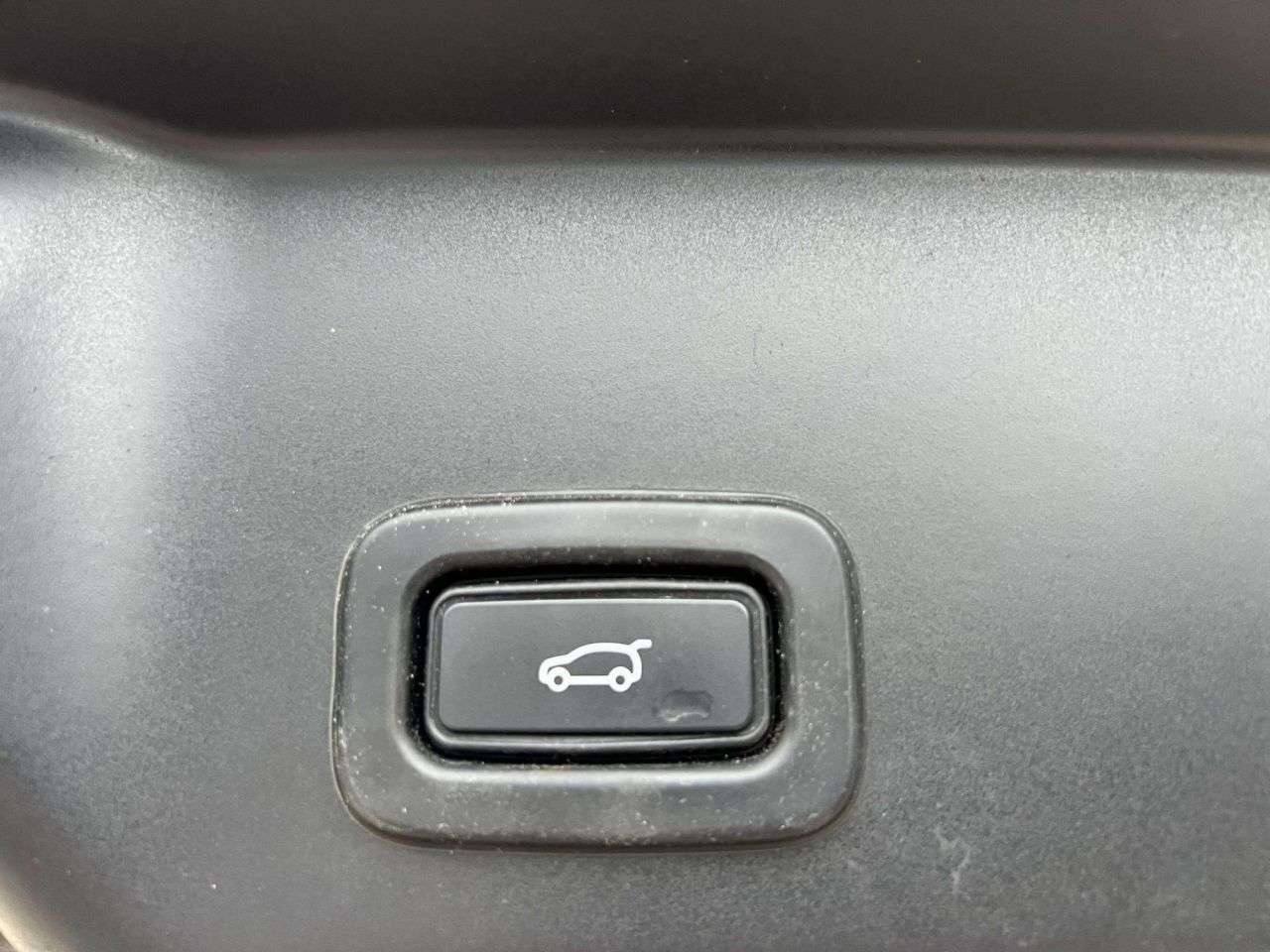 2019 LAND ROVER RANGE ROVER EVOQUE 2019 LAND ROVER RANGE ROVER EVOQUE