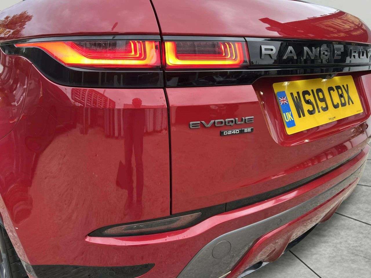 2019 LAND ROVER RANGE ROVER EVOQUE 2019 LAND ROVER RANGE ROVER EVOQUE