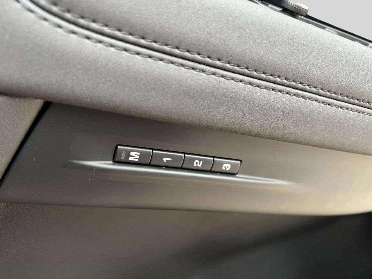 2019 LAND ROVER RANGE ROVER EVOQUE 2019 LAND ROVER RANGE ROVER EVOQUE