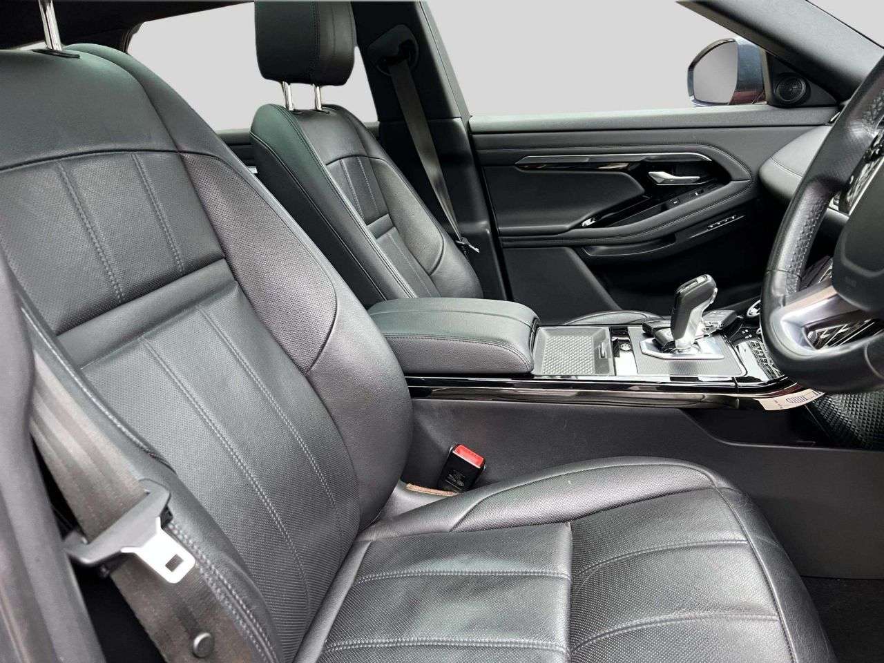 2019 LAND ROVER RANGE ROVER EVOQUE 2019 LAND ROVER RANGE ROVER EVOQUE
