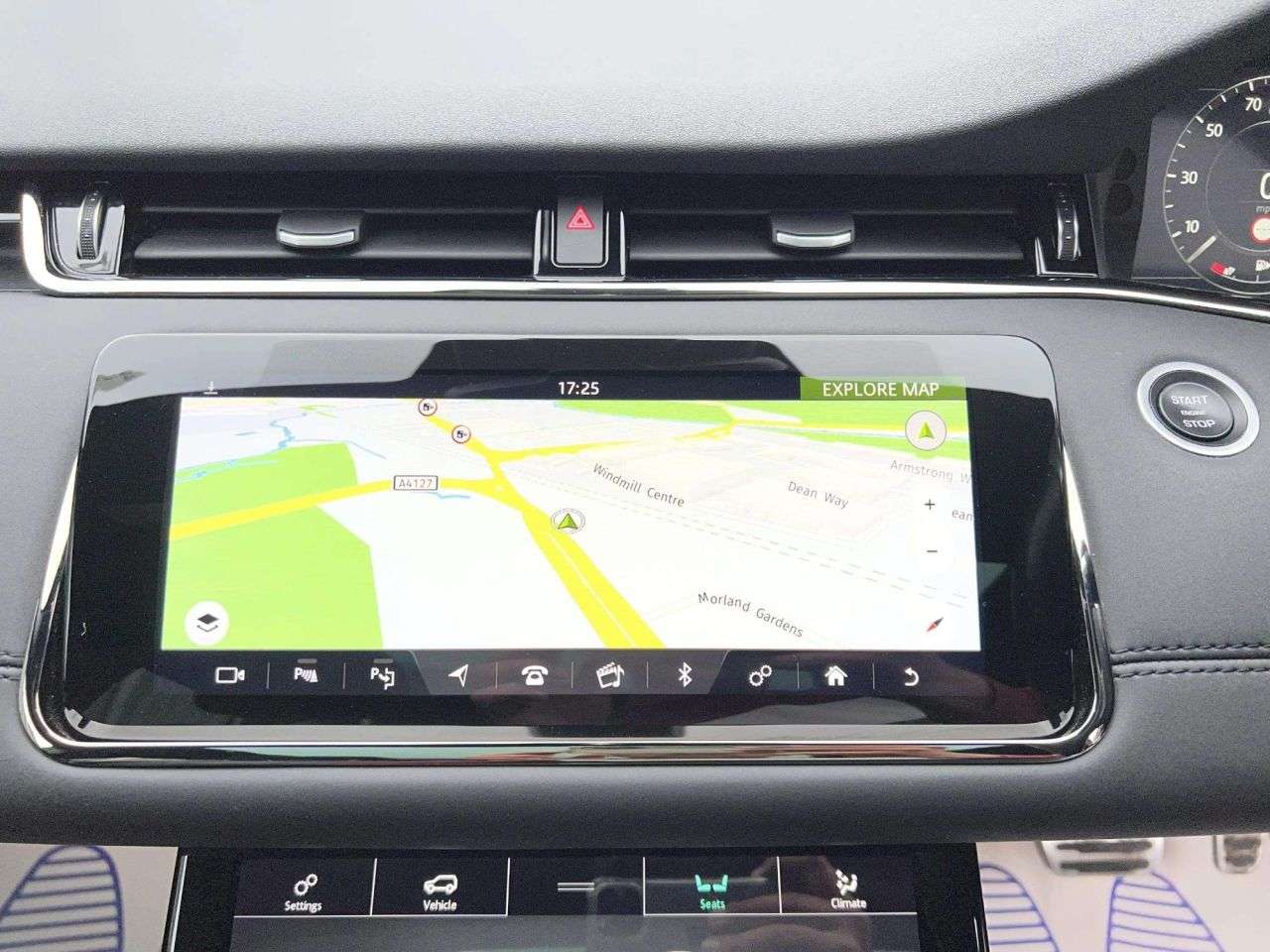 2019 LAND ROVER RANGE ROVER EVOQUE 2019 LAND ROVER RANGE ROVER EVOQUE