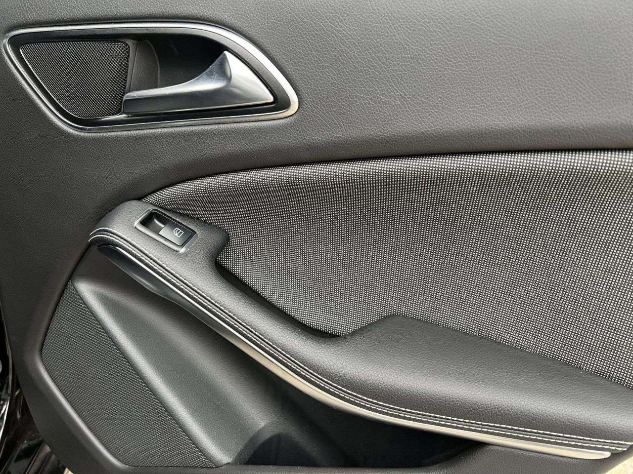 2016 MERCEDES-BENZ A CLASS 2016 MERCEDES-BENZ A CLASS
