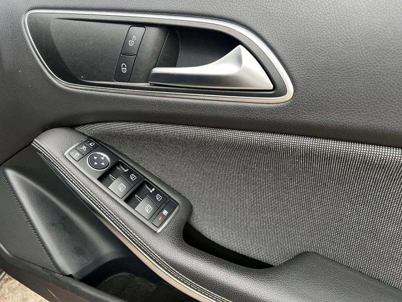 2016 MERCEDES-BENZ A CLASS 2016 MERCEDES-BENZ A CLASS